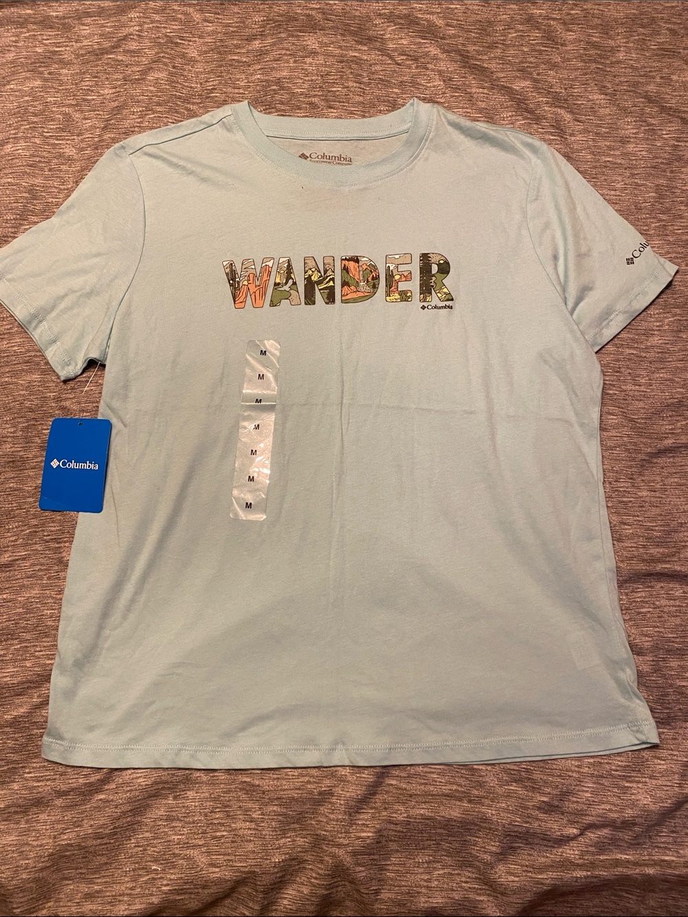 Columbia Womens T-Shirt Sz M Light Blue ‘Wander’ Graphics NWT
